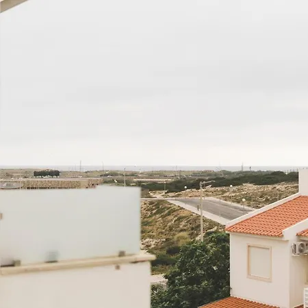 92 - Baleal Bay House * Ferrel (Leiria)